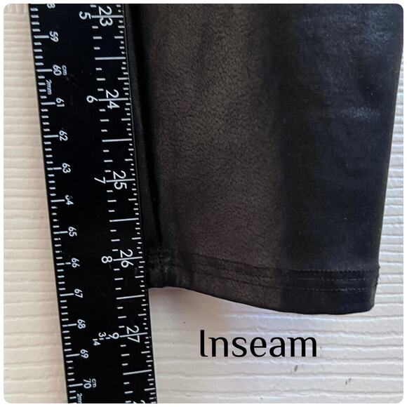 Spanx Black Faux Leather Seamless Leggings Style 2437 Size Medium - Picture 8 of 12